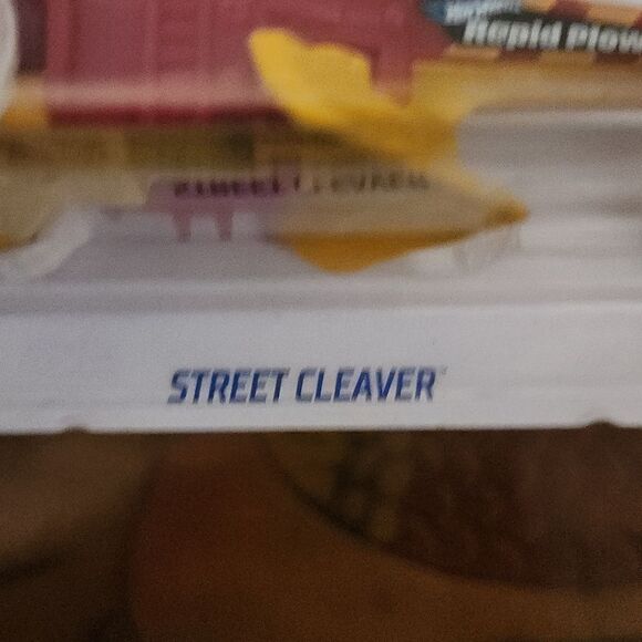 Street Cleaver Hot Wheels HW Metro Car NIP - Picture 3 of 9